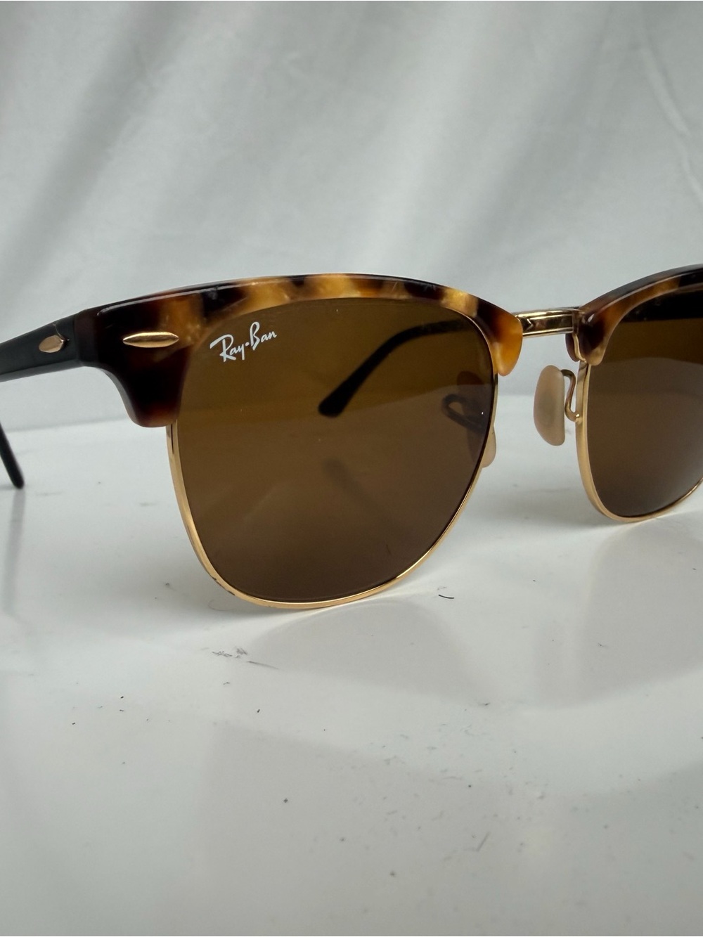 Ray-Ban Tortoiseshell Frame with Brown Lenses - Picture 8 of 10